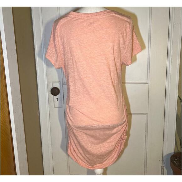 A Glow Peach/Coral Short Sleeve V-Neck Maternity Shirt XL - Picture 3 of 6